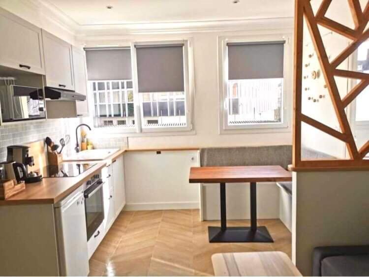 Bel Appartement Renove, Centre De 반느 외부 사진